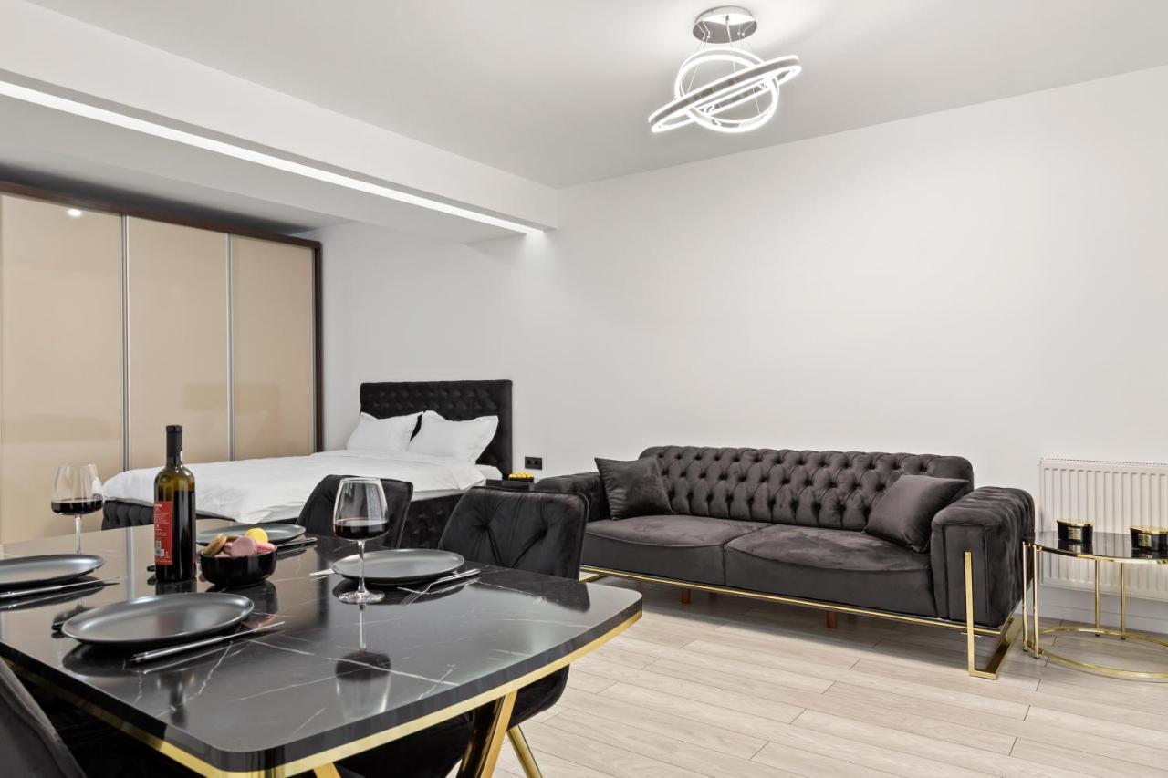 Central Deluxe By Rh Living Bucureşti Exterior foto