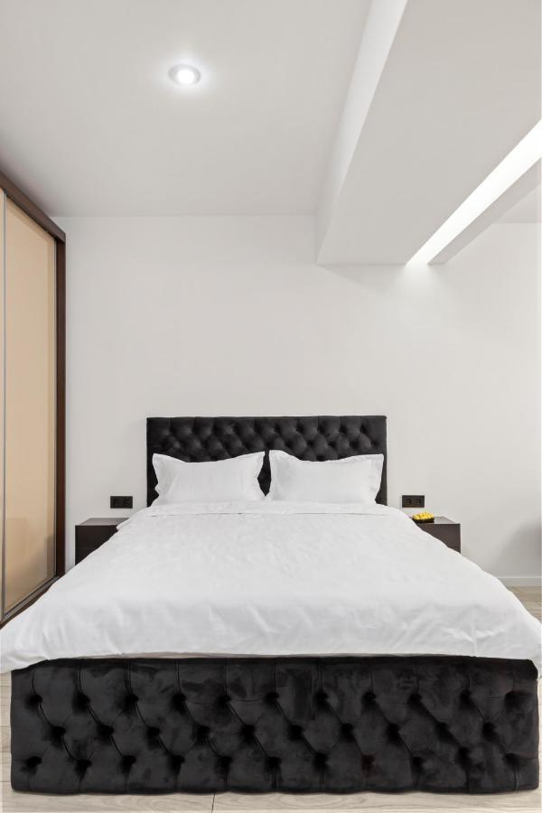 Central Deluxe By Rh Living Bucureşti Exterior foto