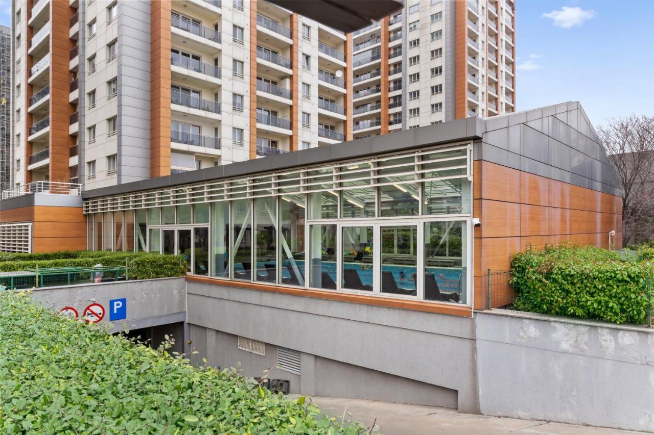 Central Deluxe By Rh Living Bucureşti Exterior foto