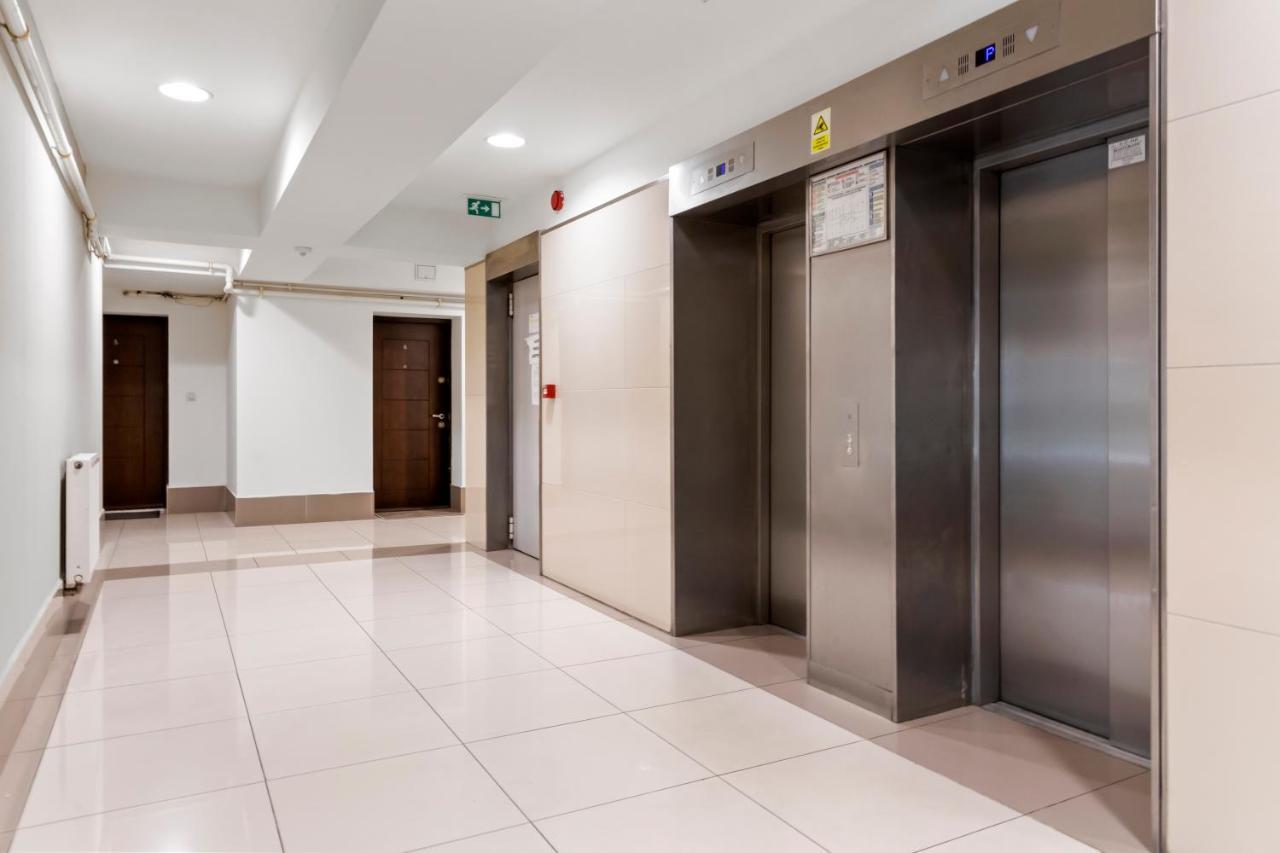 Central Deluxe By Rh Living Bucureşti Exterior foto
