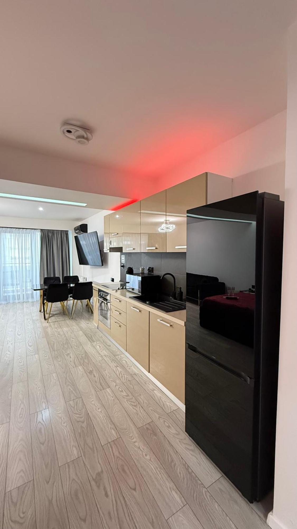 Central Deluxe By Rh Living Bucureşti Exterior foto