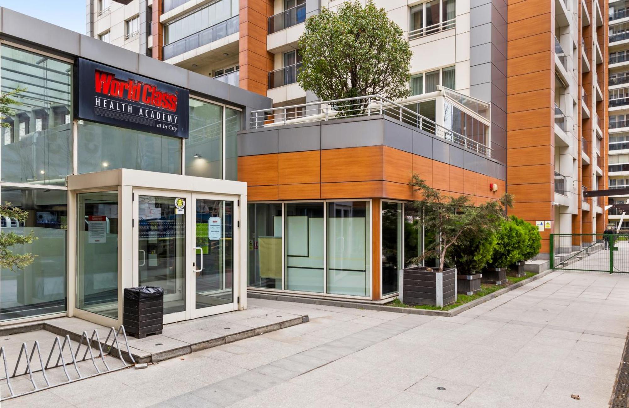 Central Deluxe By Rh Living Bucureşti Exterior foto
