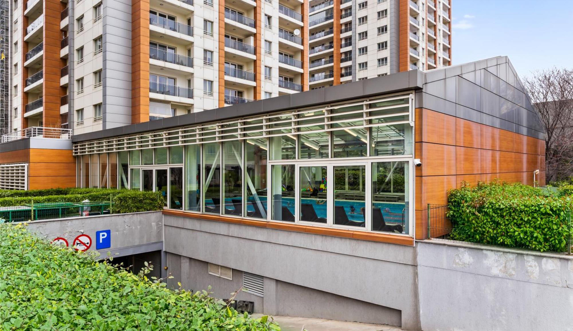 Central Deluxe By Rh Living Bucureşti Exterior foto